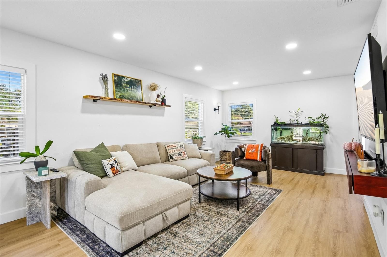 Single Family Residence at 18410 STERLING SILVER CIR, LUTZ, photo 9 of 62