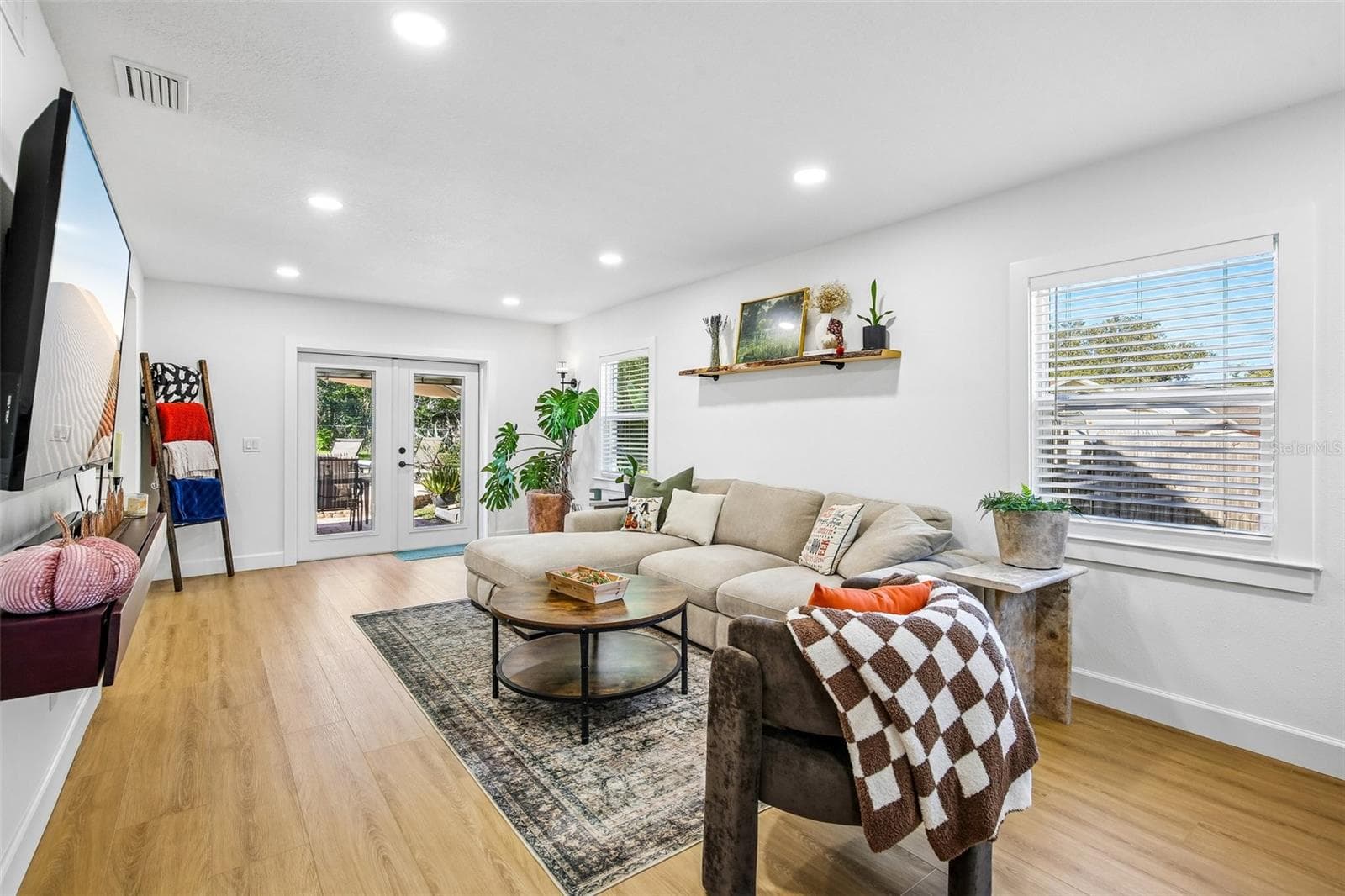 Single Family Residence at 18410 STERLING SILVER CIR, LUTZ, photo 11 of 62
