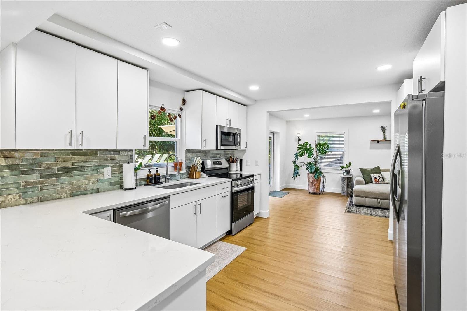 Single Family Residence at 18410 STERLING SILVER CIR, LUTZ, photo 16 of 62