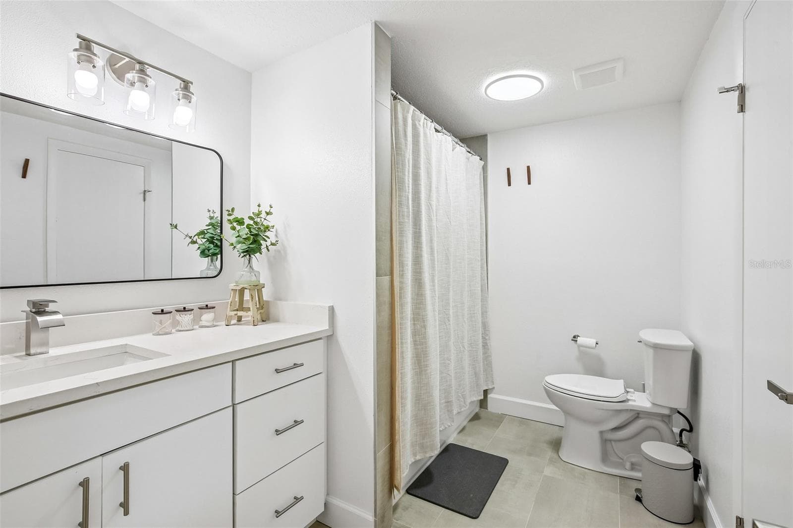 Single Family Residence at 18410 STERLING SILVER CIR, LUTZ, photo 22 of 62