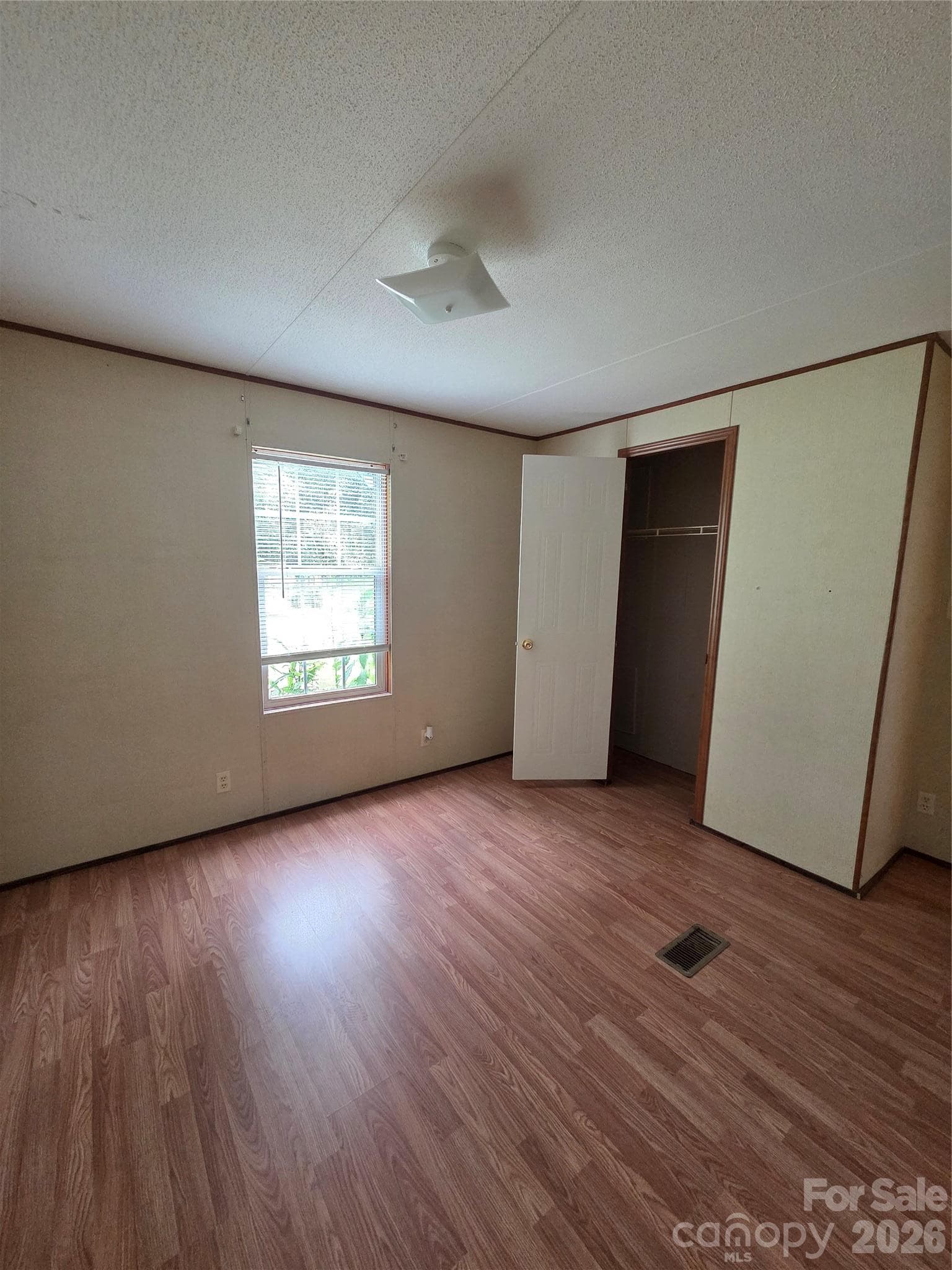 Single Family Residence at 117 Nakoma Place, Whittier, photo 18 of 30