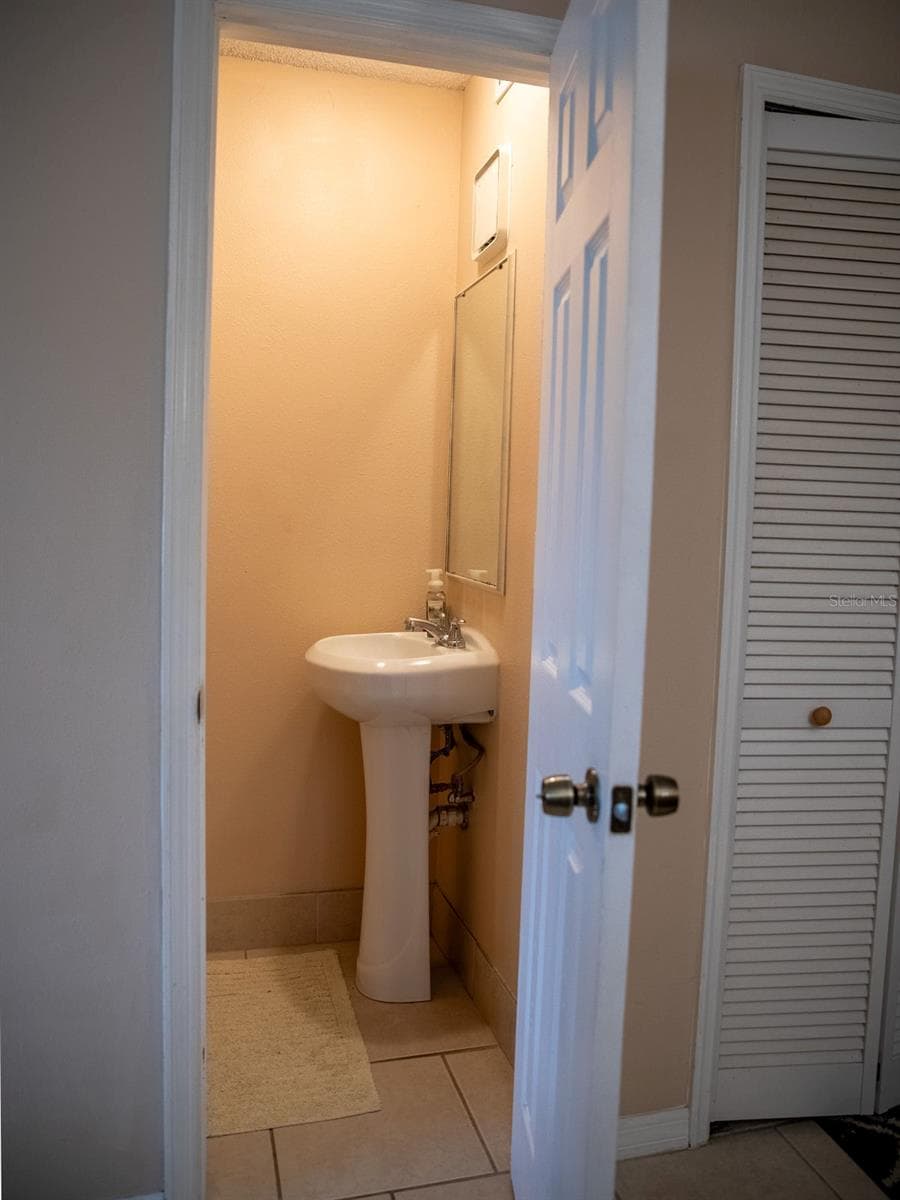 Townhouse at 5468 BRACKEN CT, WINTER PARK, photo 15 of 25