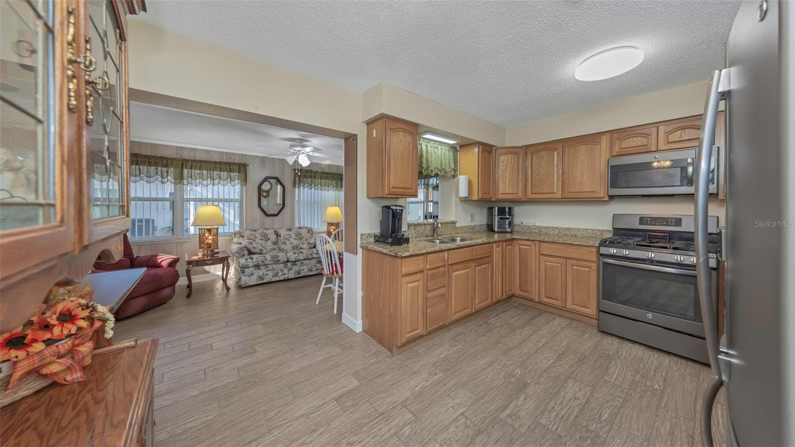 Condominium at 10010 LILY ST N #153, PINELLAS PARK, photo 33 of 72