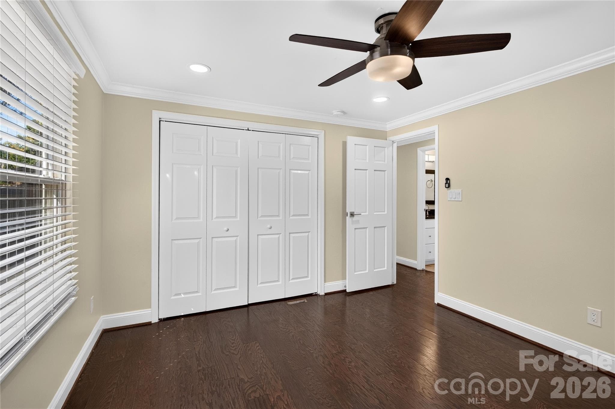 Single Family Residence at 5011 Forest Mountain Court, Charlotte, photo 7 of 38