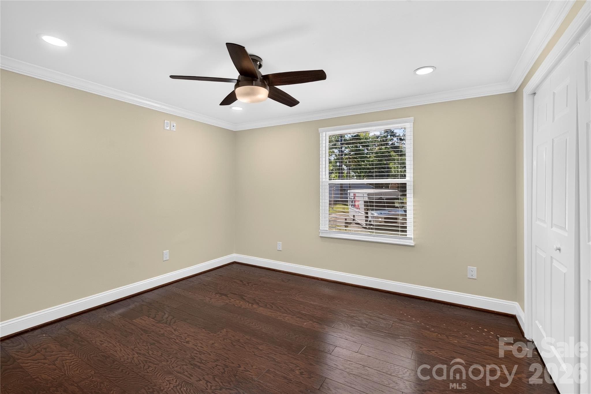 Single Family Residence at 5011 Forest Mountain Court, Charlotte, photo 8 of 38