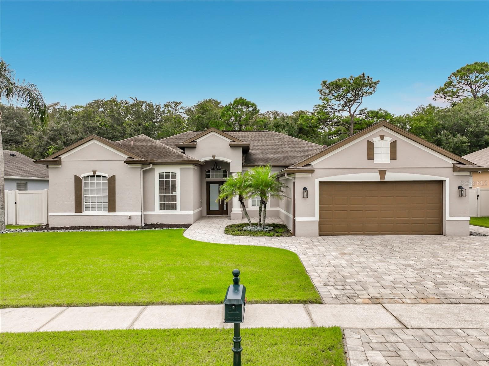 Single Family Residence at 2462 GREENWILLOW DR, ORLANDO, photo 2 of 101