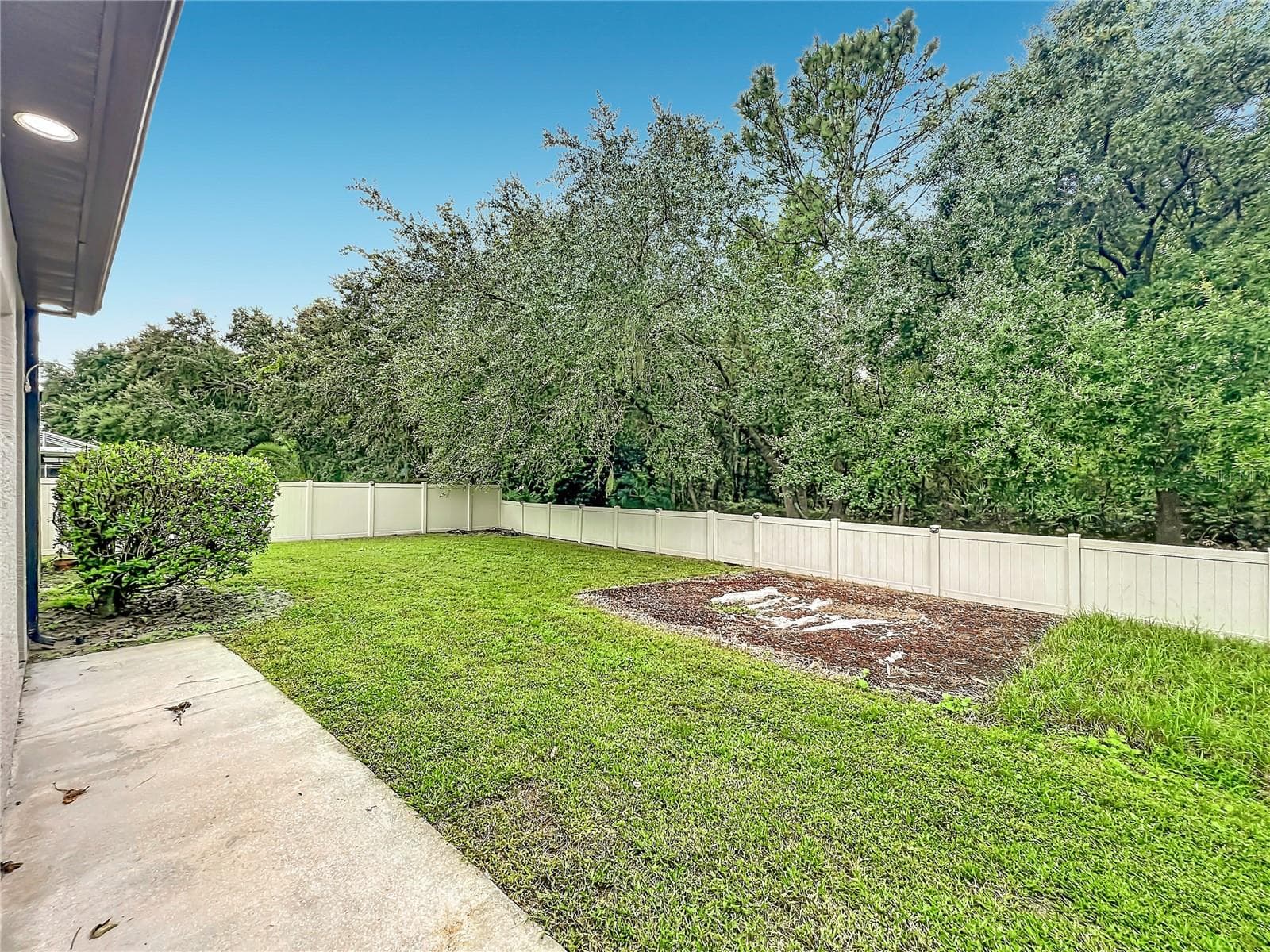 Single Family Residence at 2462 GREENWILLOW DR, ORLANDO, photo 14 of 101