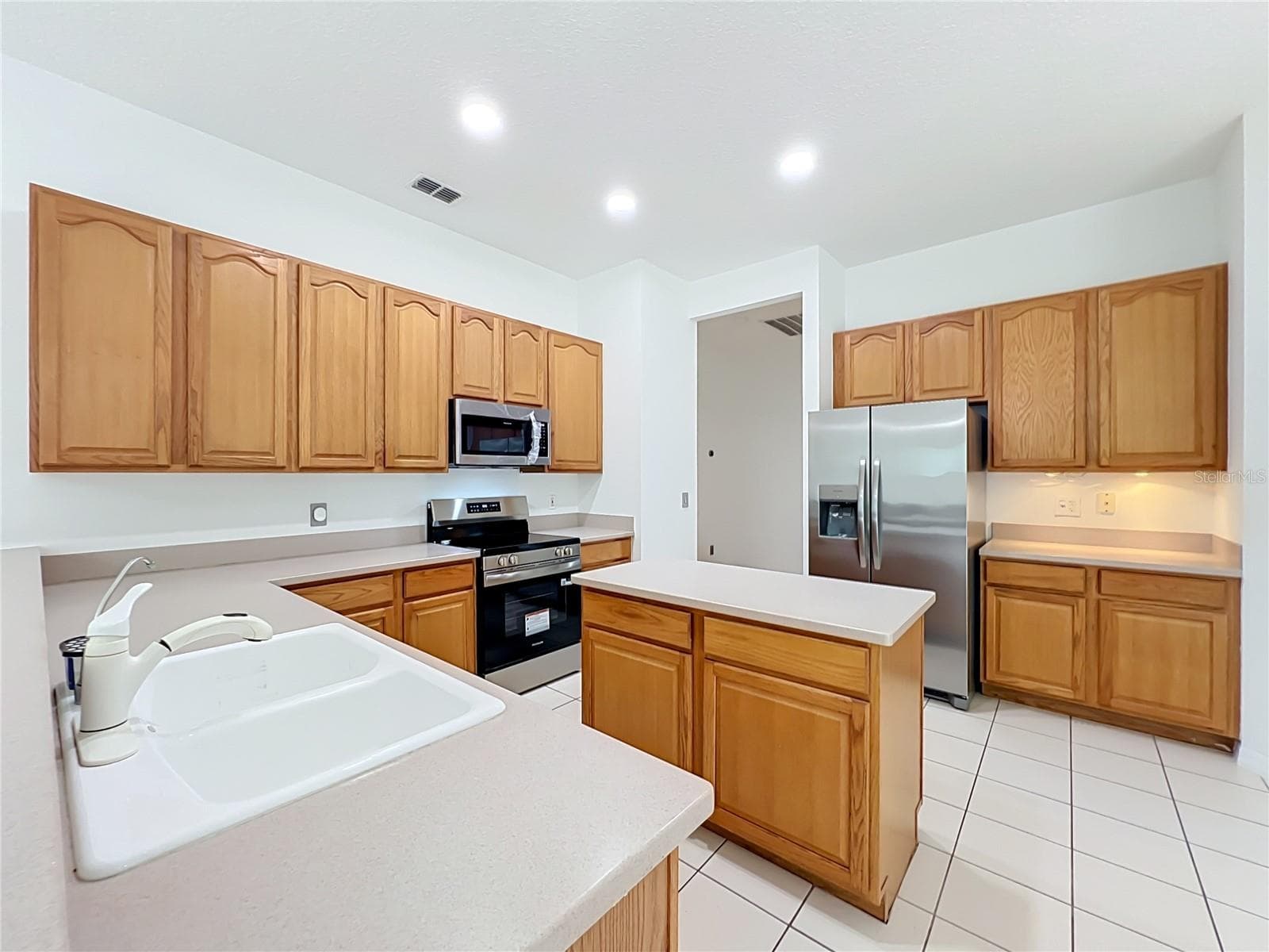 Single Family Residence at 2462 GREENWILLOW DR, ORLANDO, photo 22 of 101