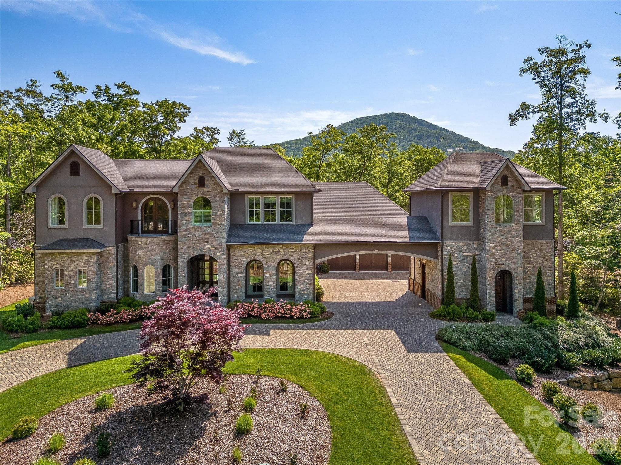 1905 White Tree Trail