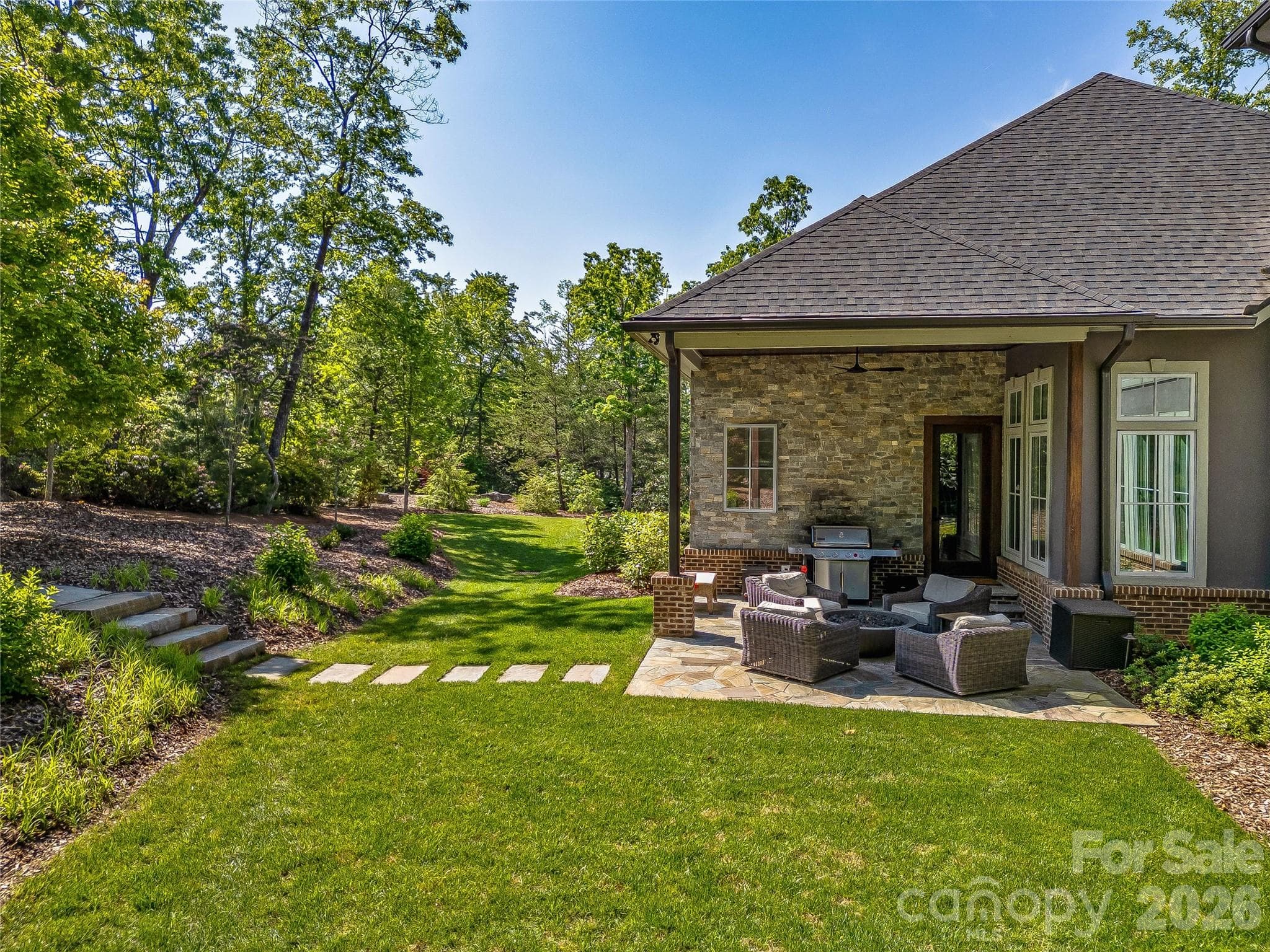 Flat, level backyard. Great Options for swimming pool available. - 1905 White Tree Trail, Arden