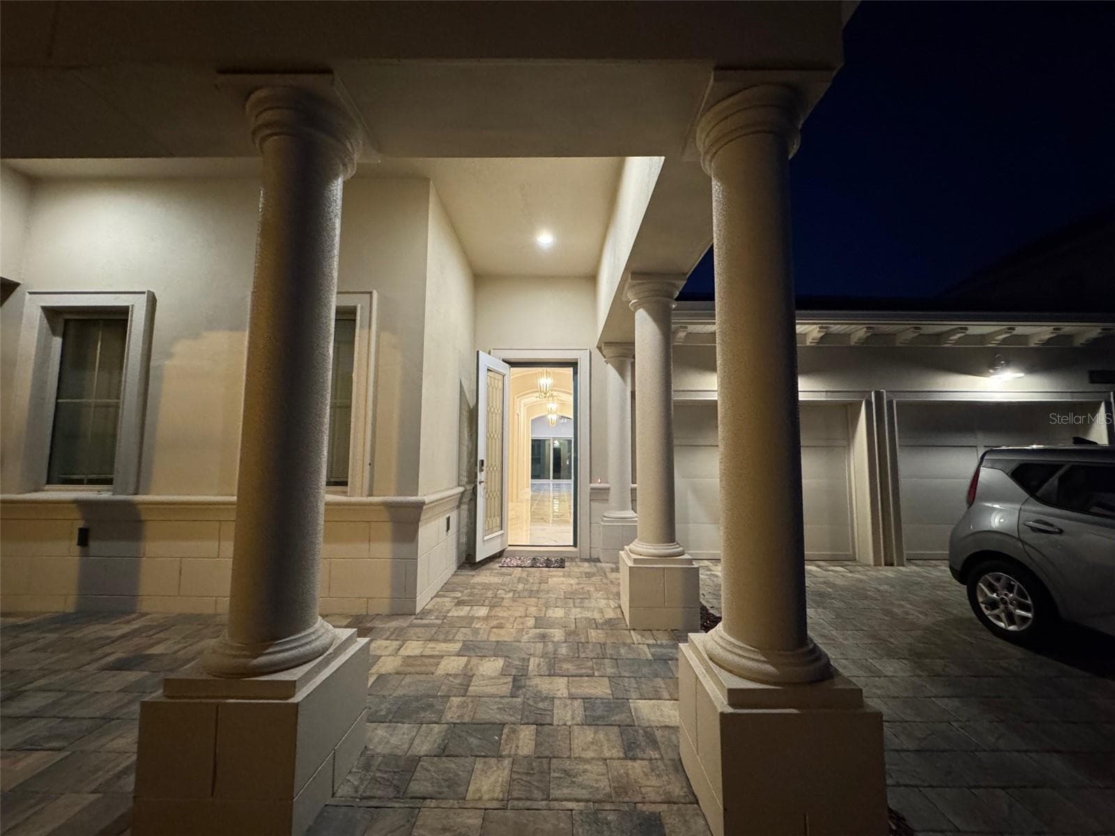 Single Family Residence at 8270 TOPSAIL PL, WINTER GARDEN, photo 3 of 45