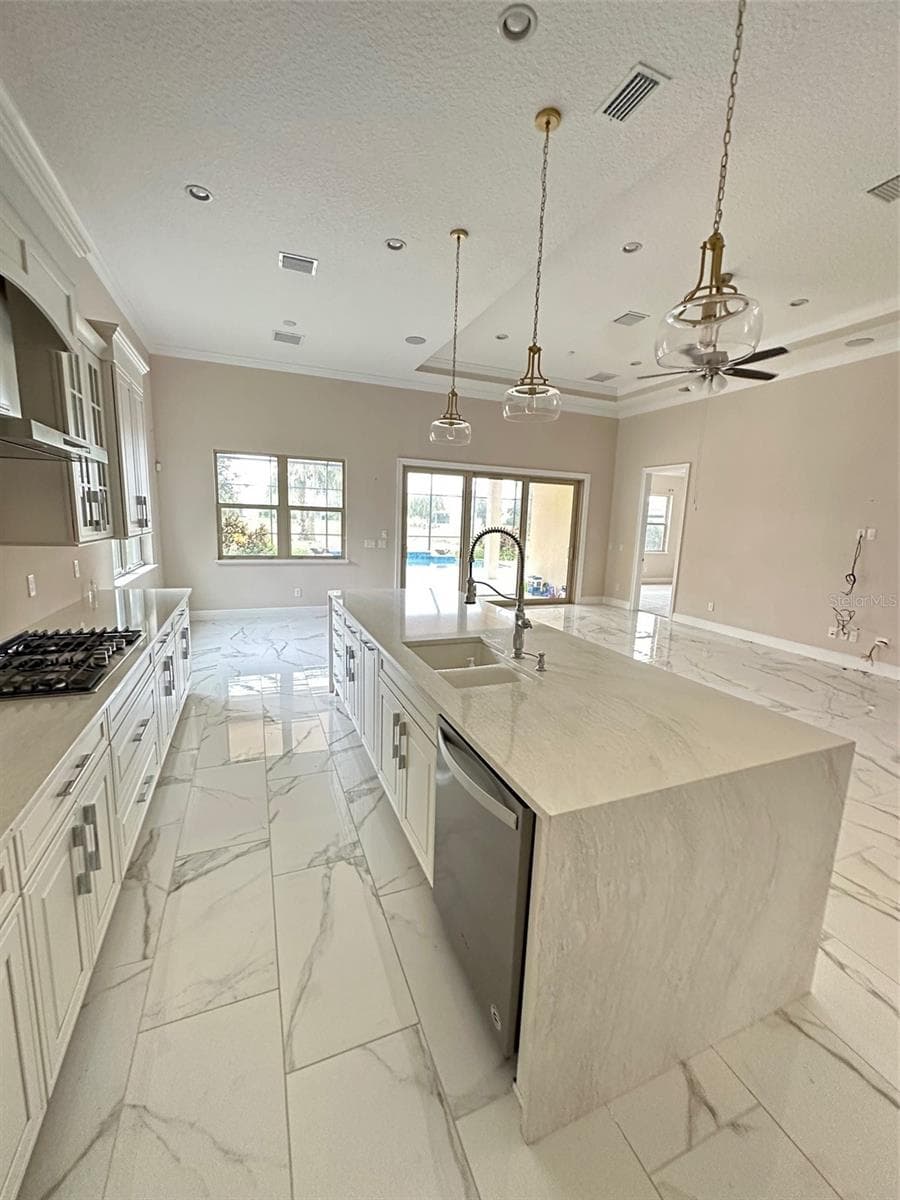 Single Family Residence at 8270 TOPSAIL PL, WINTER GARDEN, photo 12 of 45