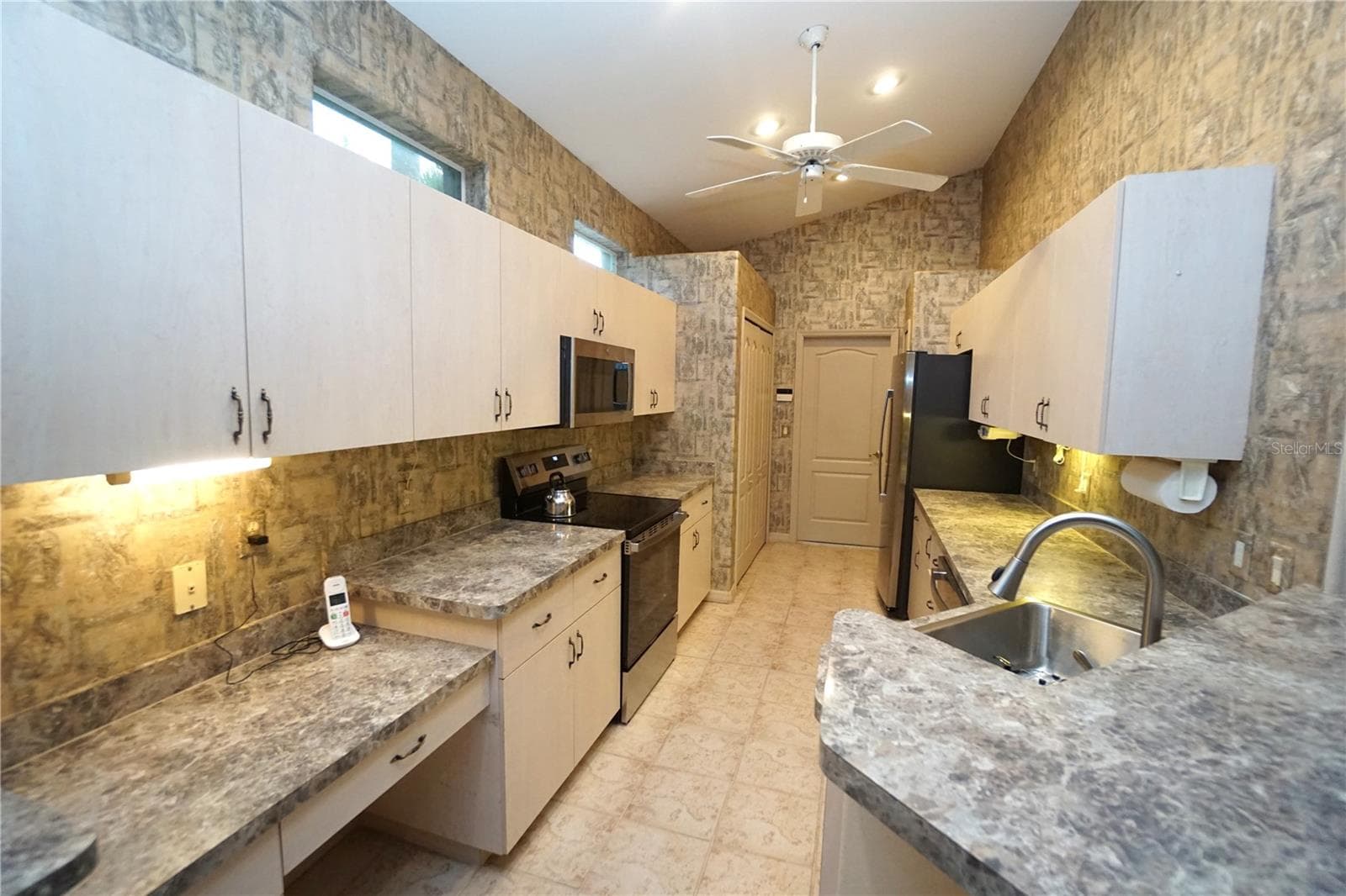 Single Family Residence at 10499 PRINCESS CT, PUNTA GORDA, photo 13 of 66