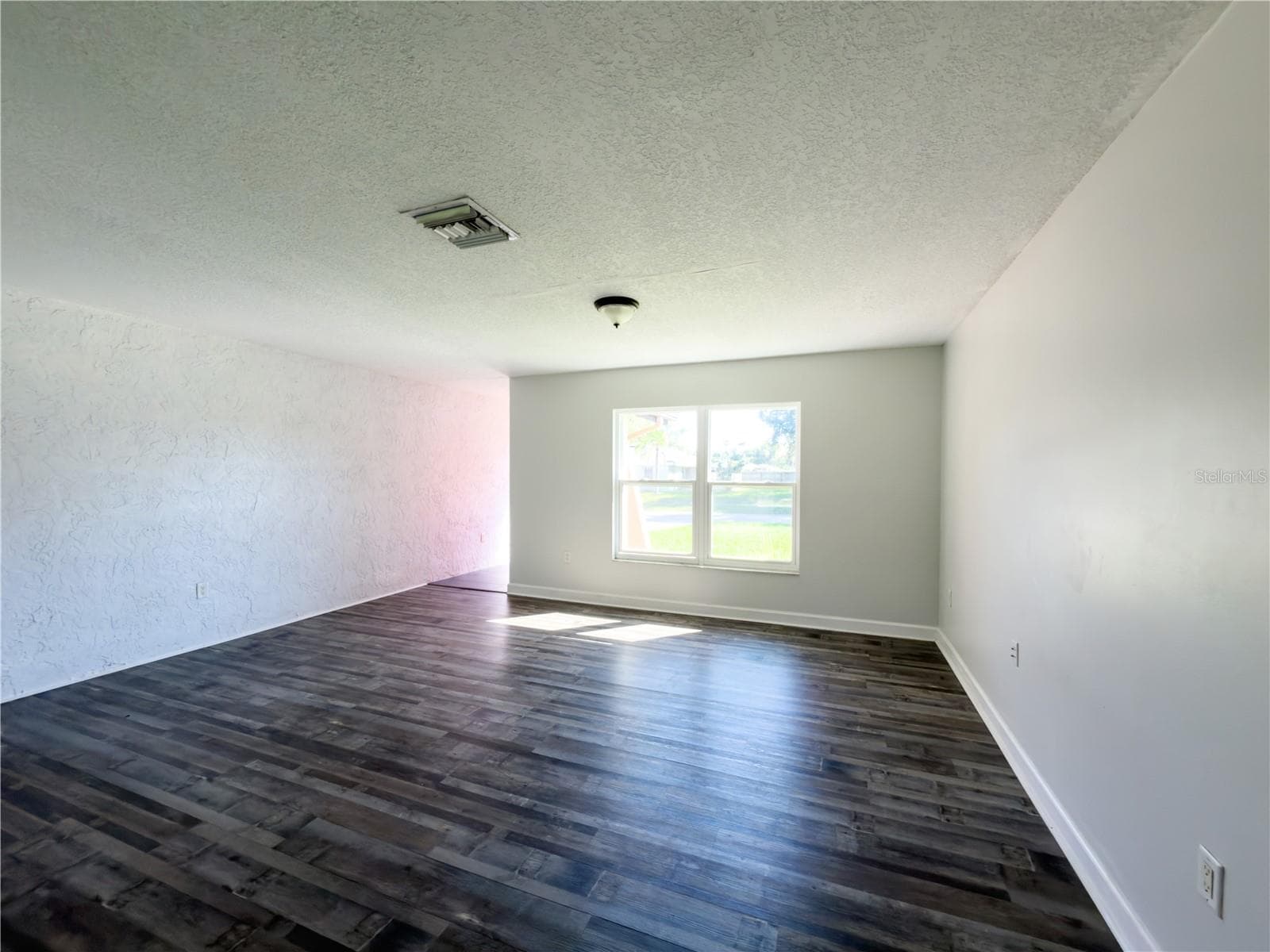 Living Room - 1804 ORANGE HILL DR, BRANDON