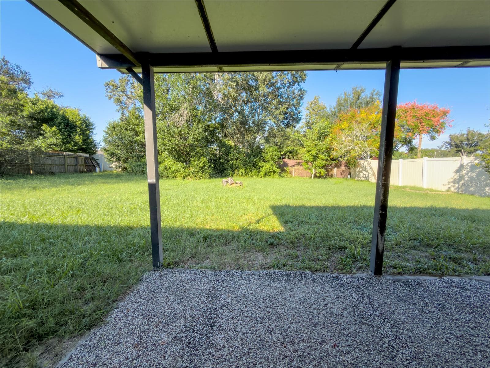 View of Backyard from Patio - 1804 ORANGE HILL DR, BRANDON