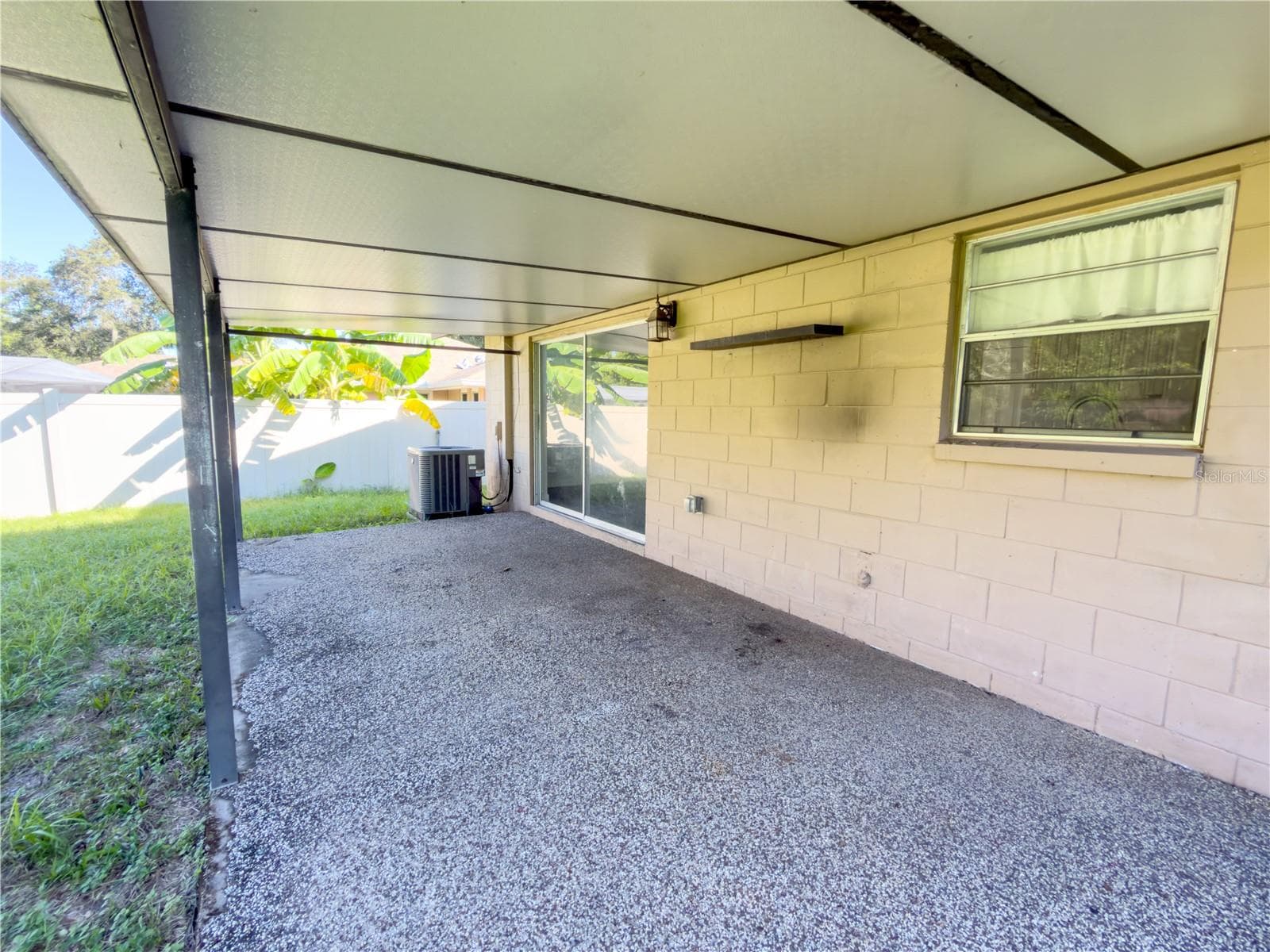 Patio - 1804 ORANGE HILL DR, BRANDON