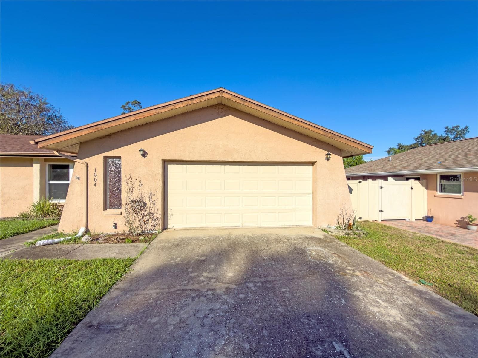 Garage Exterior - 1804 ORANGE HILL DR, BRANDON
