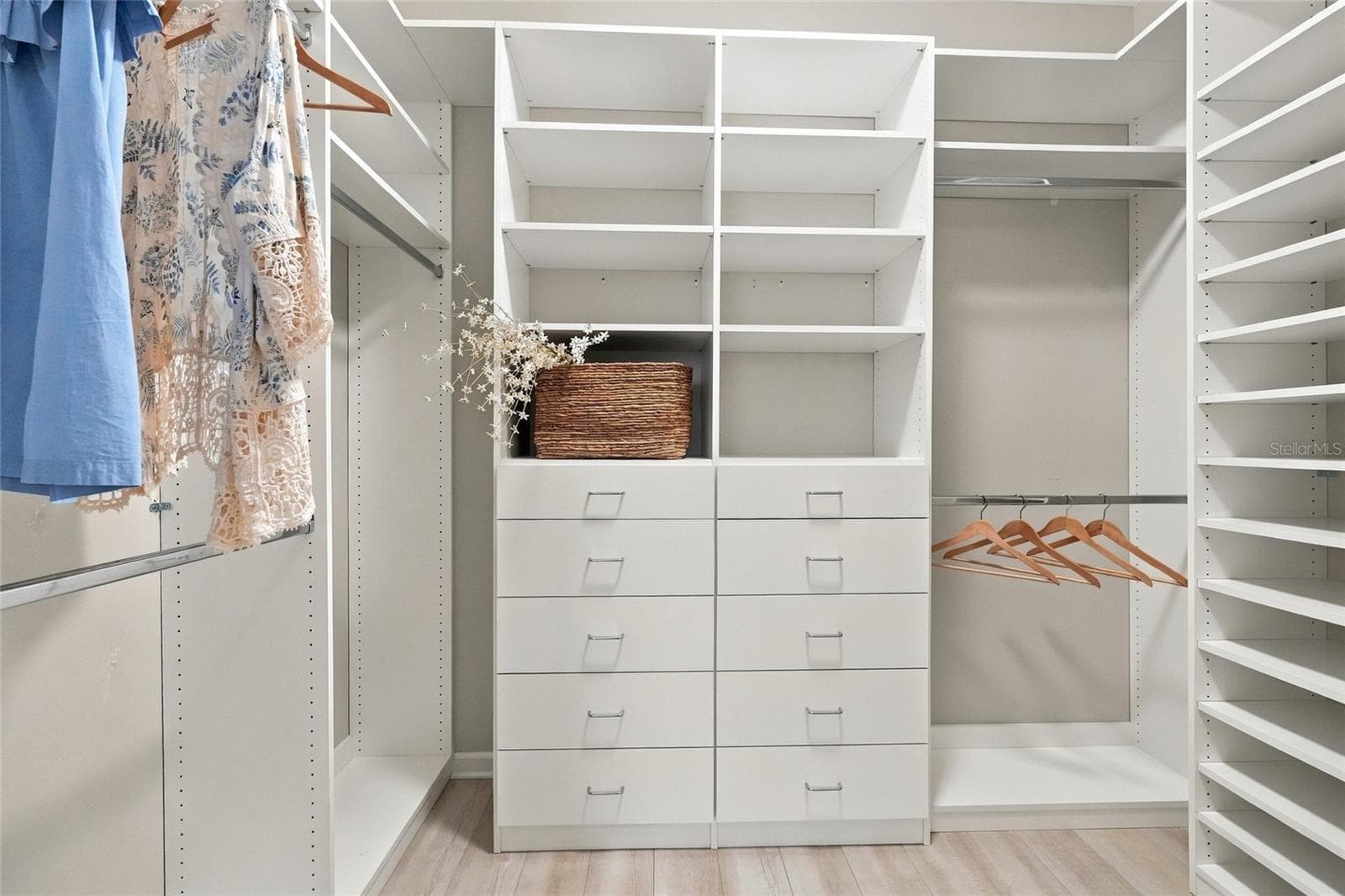 Primary closet - 7946 TYBEE CT, UNIVERSITY PARK