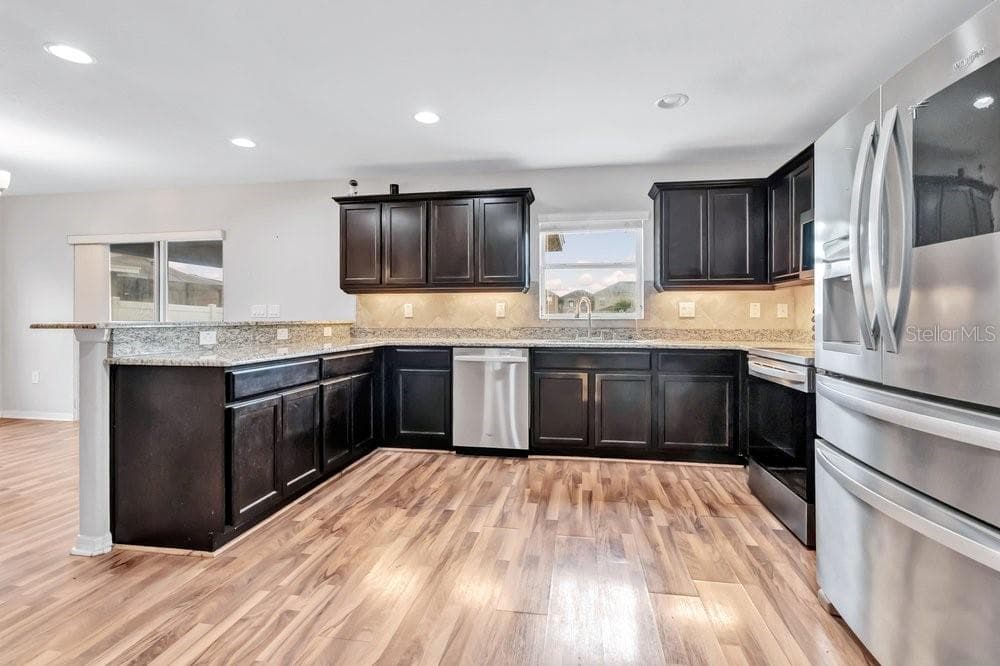 Single Family Residence at 3057 GRAND PRESERVE BLVD, MULBERRY, photo 25 of 61
