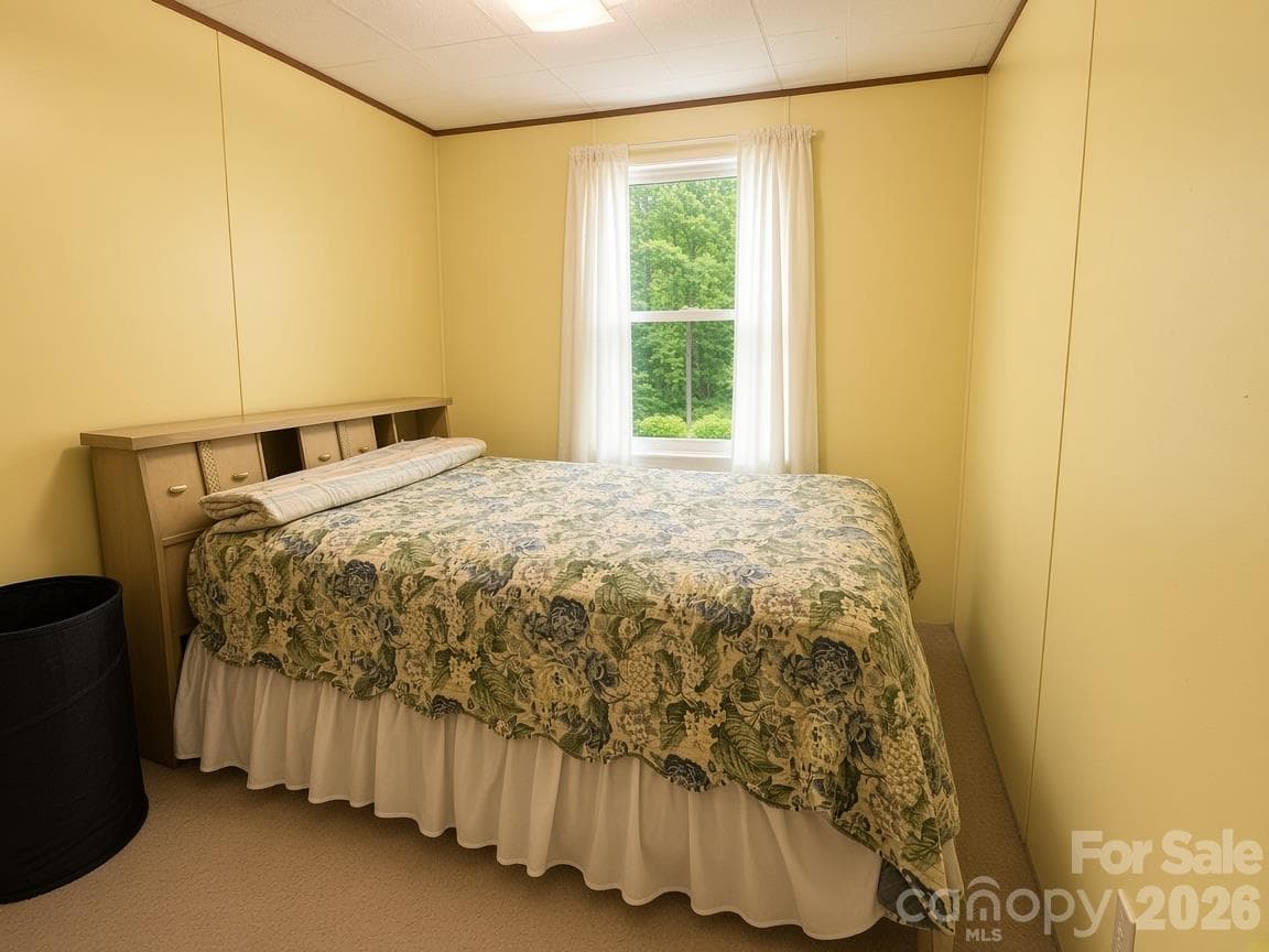 Single Family Residence at 492 Chestnut Mountain Road, Spruce Pine, photo 14 of 27