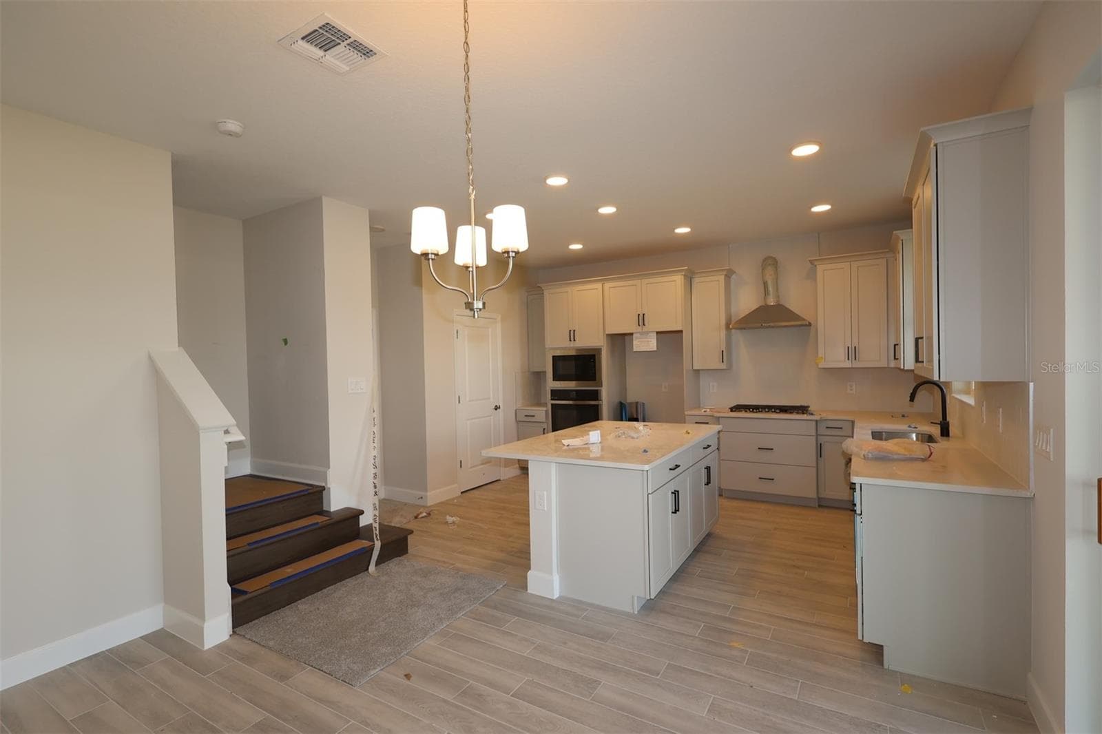 Single Family Residence at 5278 HIGH LINE DR, ST CLOUD, photo 4 of 24