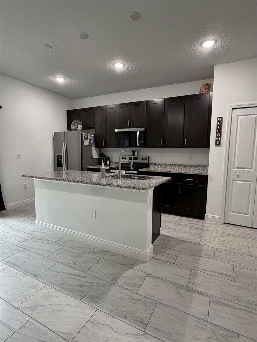 Single Family Residence at 104 W GONDOLIER PL, CITRUS SPRINGS, photo 11 of 37