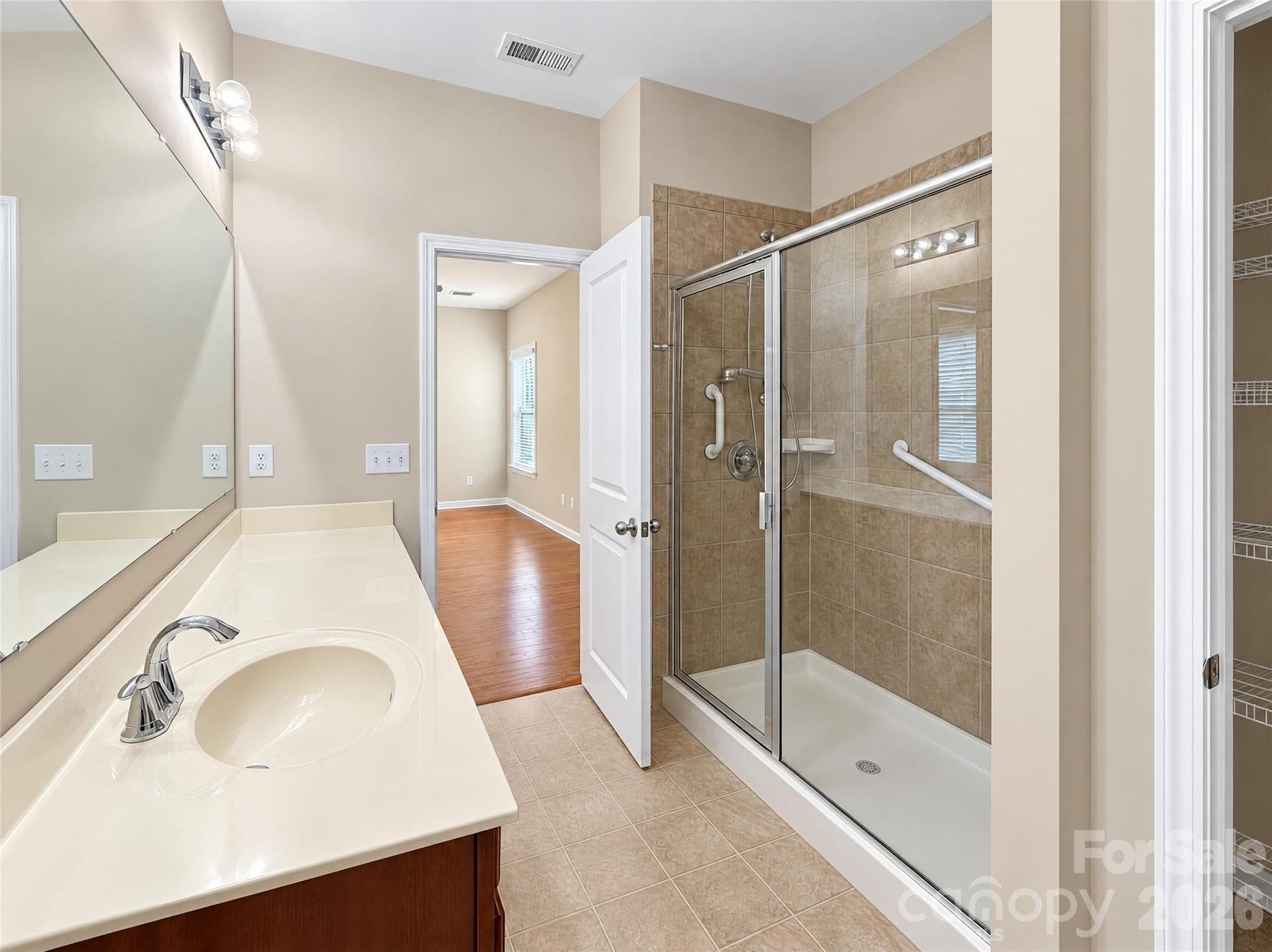Single Family Residence at 2411 Bergamot Street, Fort Mill, photo 20 of 34