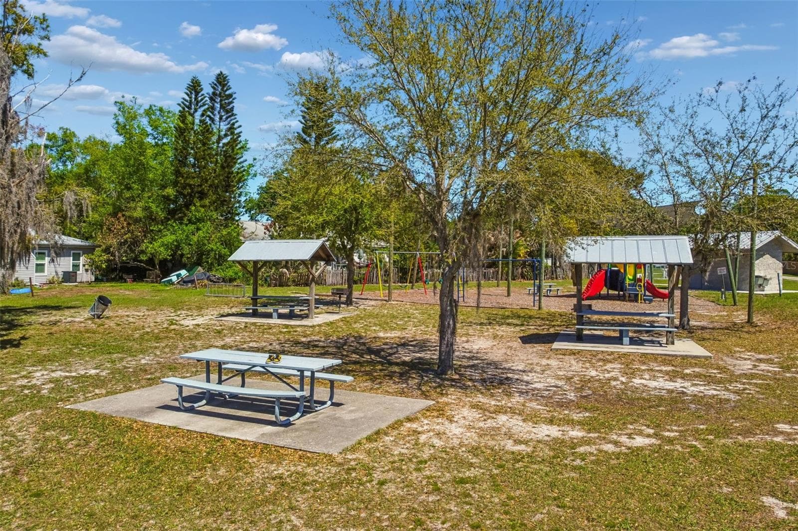 SMALL PARK OFF EAST LAKE - 3180 LAKE SAXON DR, LAND O LAKES