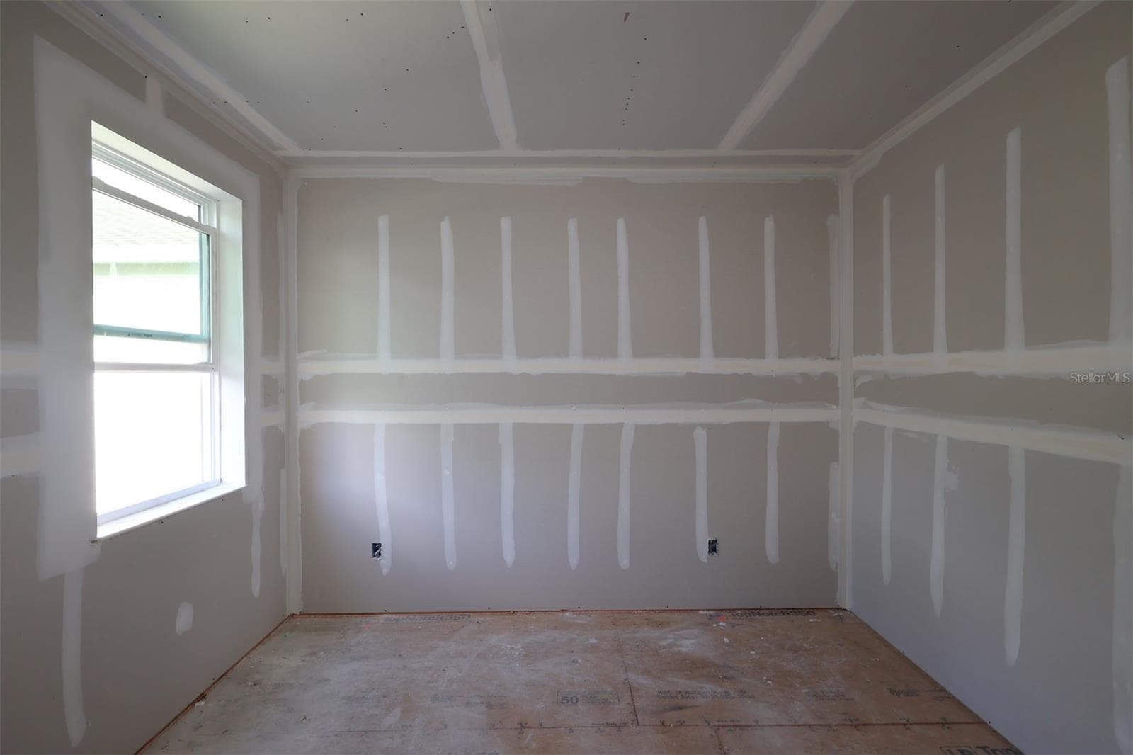 Single Family Residence at 1278 HYDE ST, ST CLOUD, photo 4 of 25