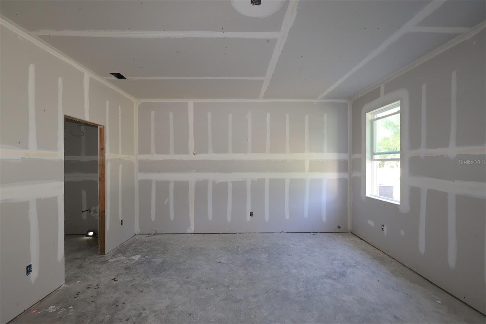 Single Family Residence at 1278 HYDE ST, ST CLOUD, photo 9 of 25
