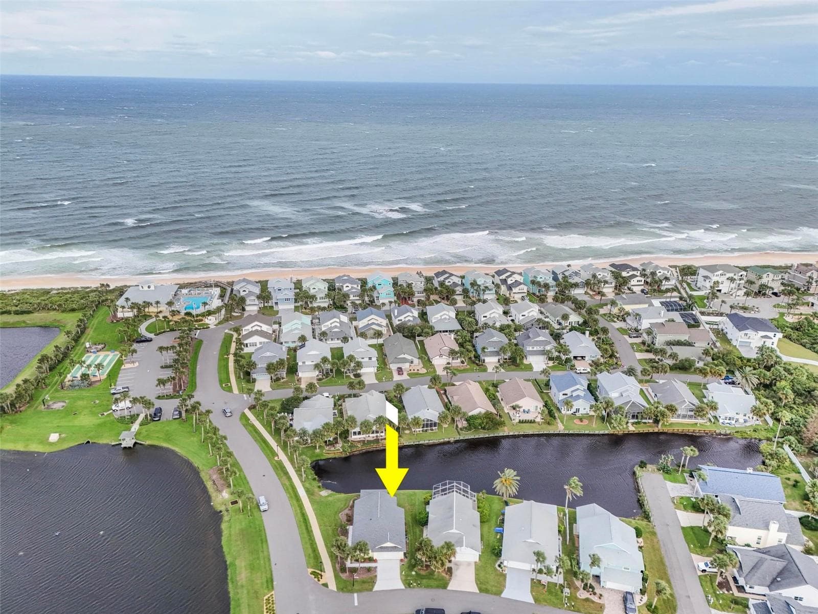 Minutes to beach - 50 MEDFORD DR, PALM COAST