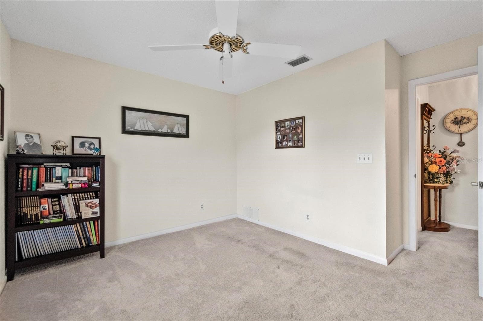 Spacious guest bedroom - 50 MEDFORD DR, PALM COAST