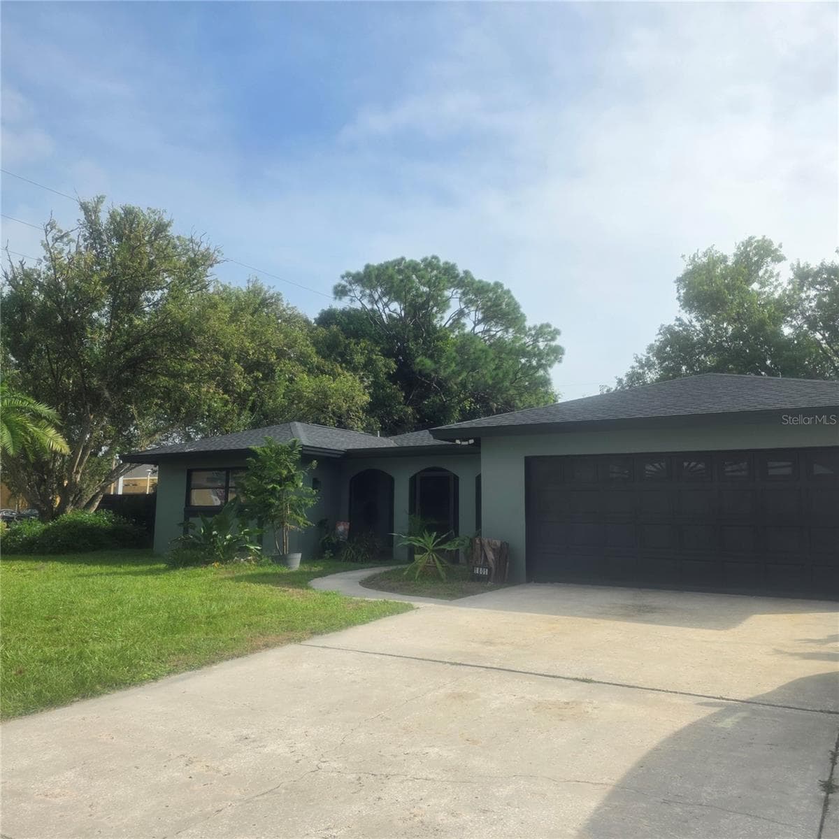 1801 MID OCEAN CIR