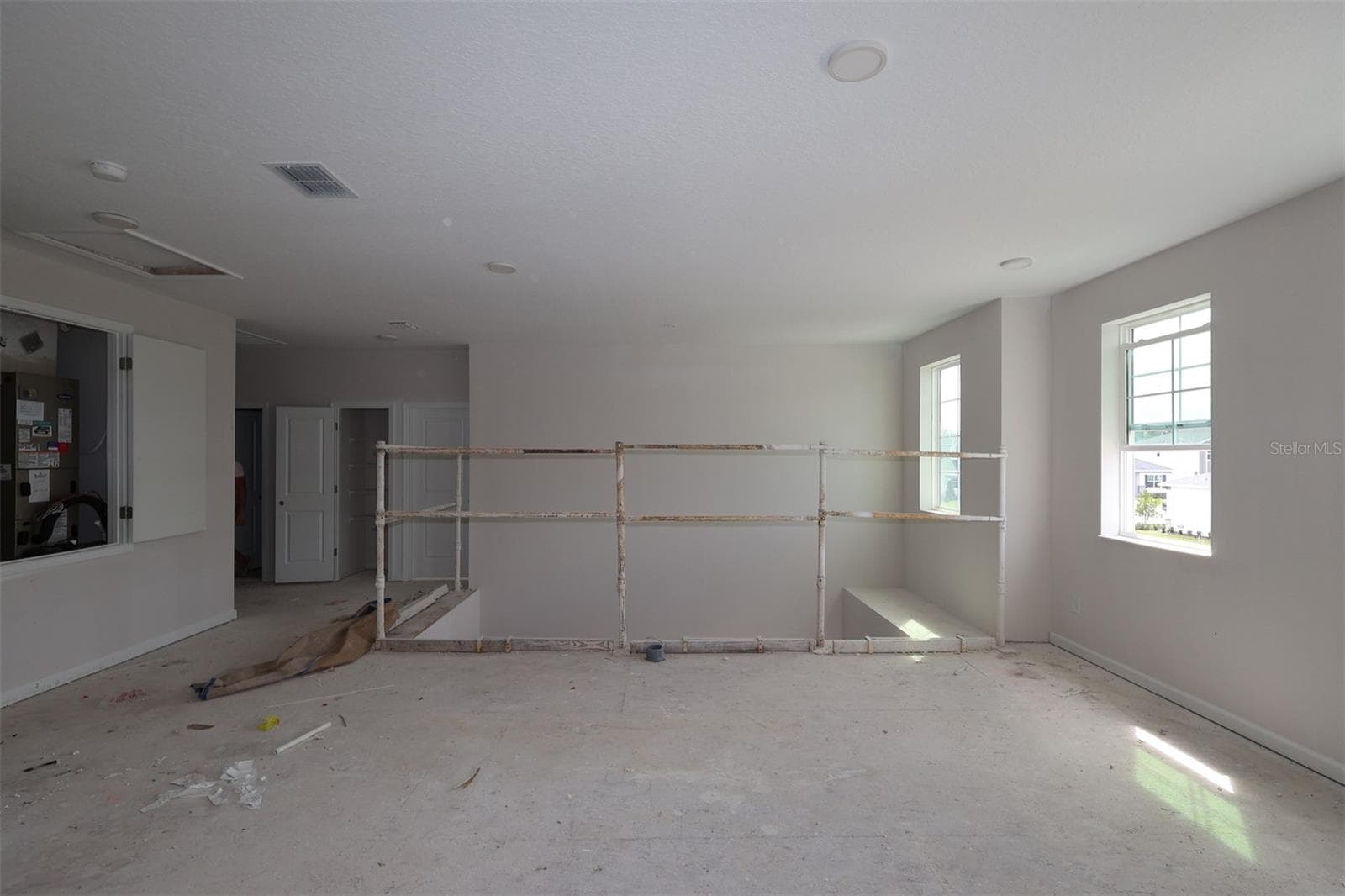 Single Family Residence at 6765 YELLOW WARBLER BND, ST CLOUD, photo 9 of 23