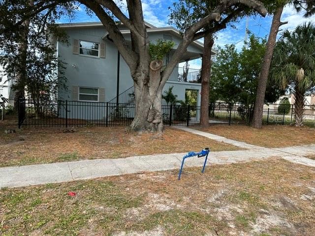 Triplex at 5111 1ST AVE S, ST PETERSBURG, photo 3 of 56
