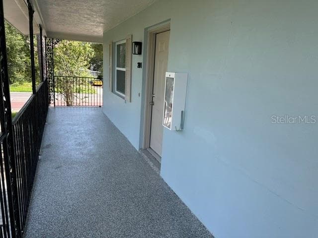 Triplex at 5111 1ST AVE S, ST PETERSBURG, photo 5 of 56