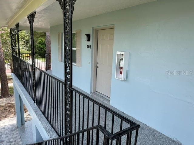 Triplex at 5111 1ST AVE S, ST PETERSBURG, photo 6 of 56