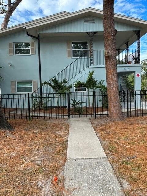 Triplex at 5111 1ST AVE S, ST PETERSBURG, photo 8 of 56