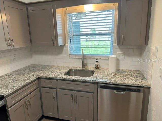 Triplex at 5111 1ST AVE S, ST PETERSBURG, photo 20 of 56