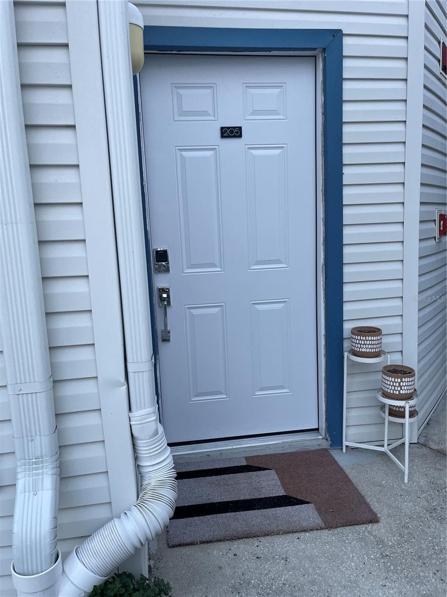 Front door - 2516 WOODGATE BLVD #205, ORLANDO