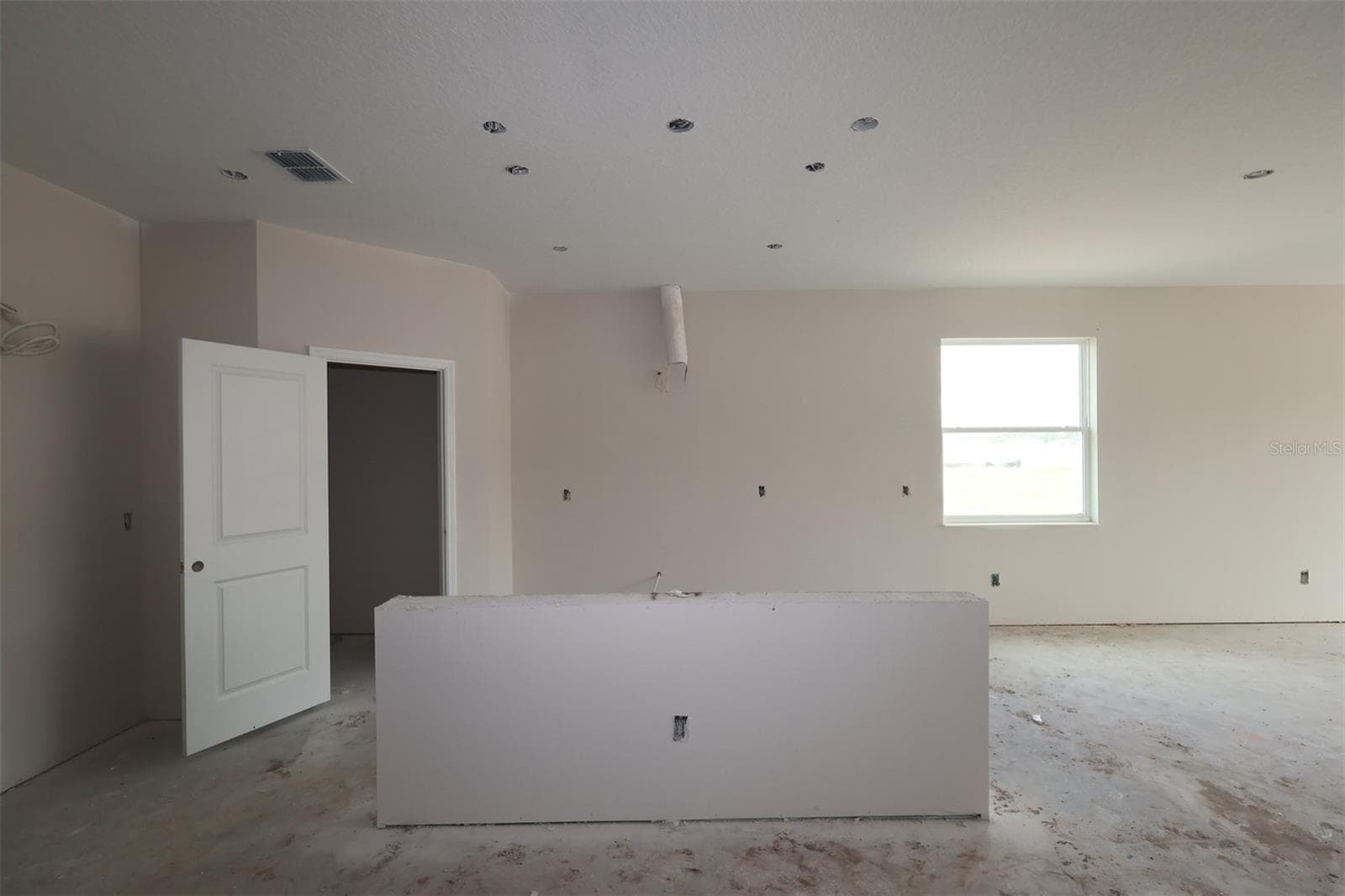 Single Family Residence at 6855 YELLOW WARBLER BND, ST CLOUD, photo 5 of 21