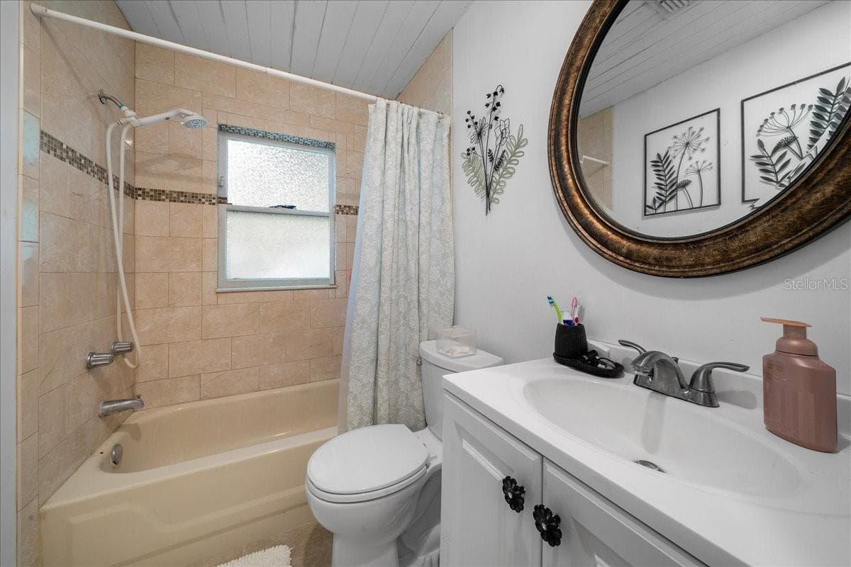 722 NE 35TH ST - 722 & 746 NE 35TH ST, OCALA