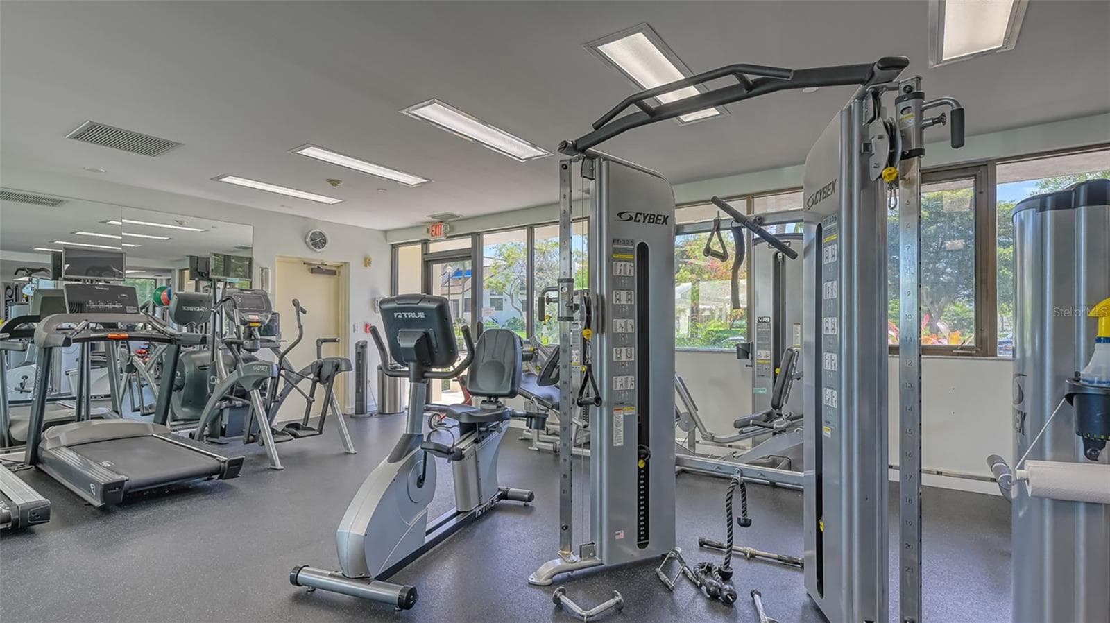 Condominium at 2110 HARBOURSIDE DR #523, LONGBOAT KEY, photo 44 of 62