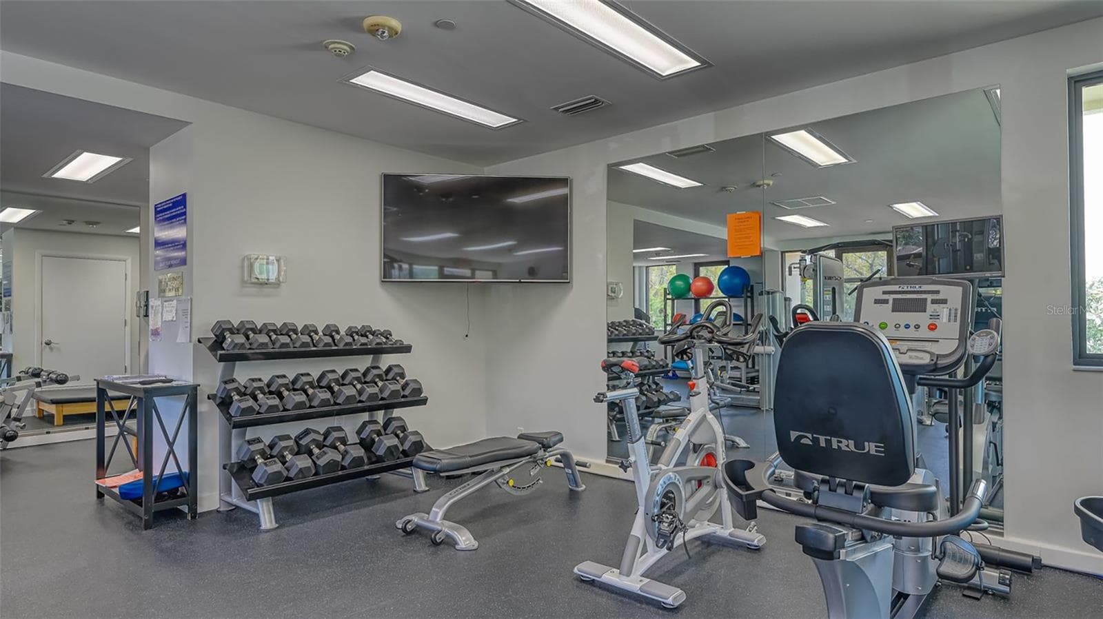 Condominium at 2110 HARBOURSIDE DR #523, LONGBOAT KEY, photo 45 of 62