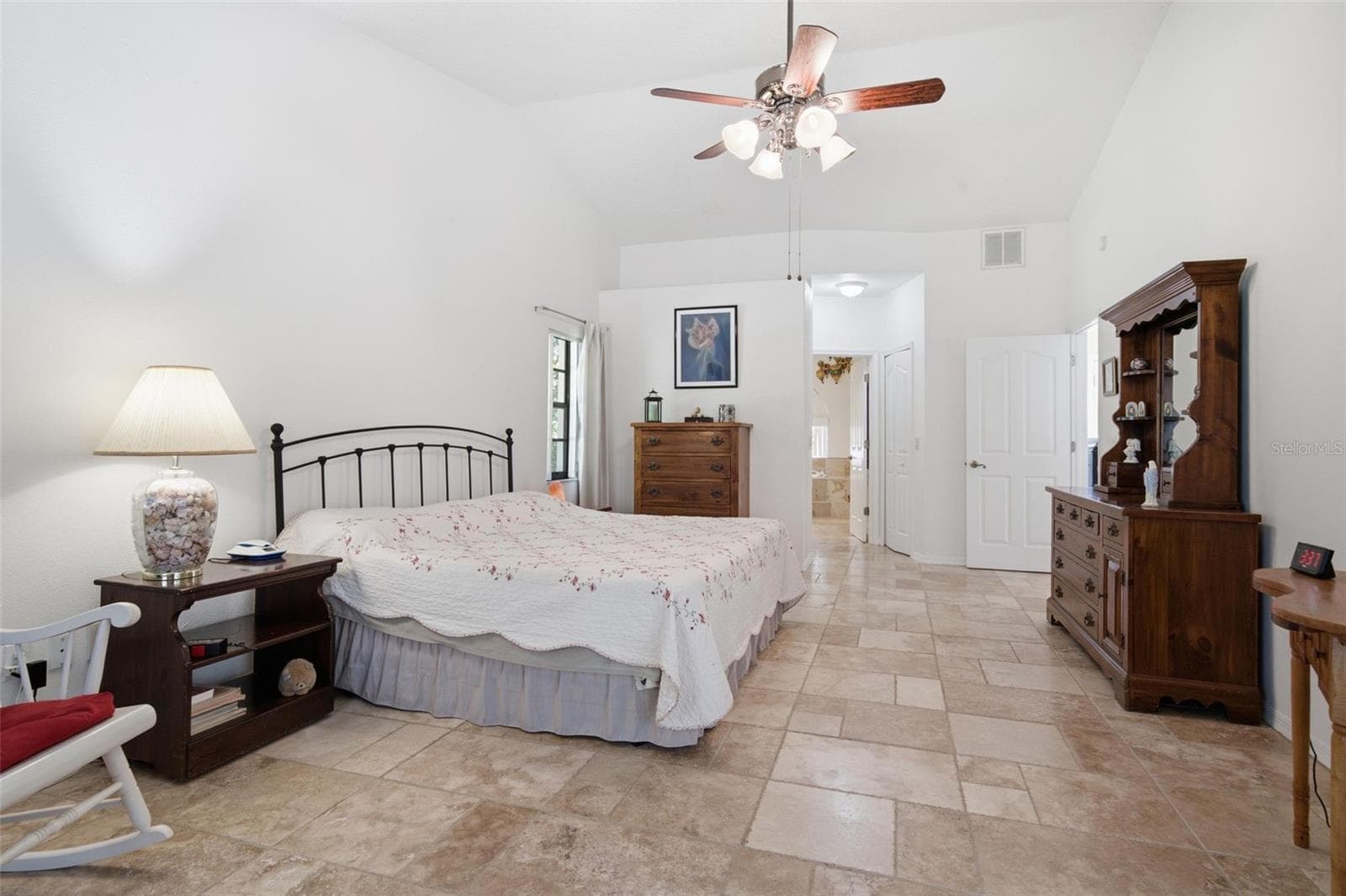 Single Family Residence at 3355 W BIRDS NEST DR, BEVERLY HILLS, photo 19 of 61