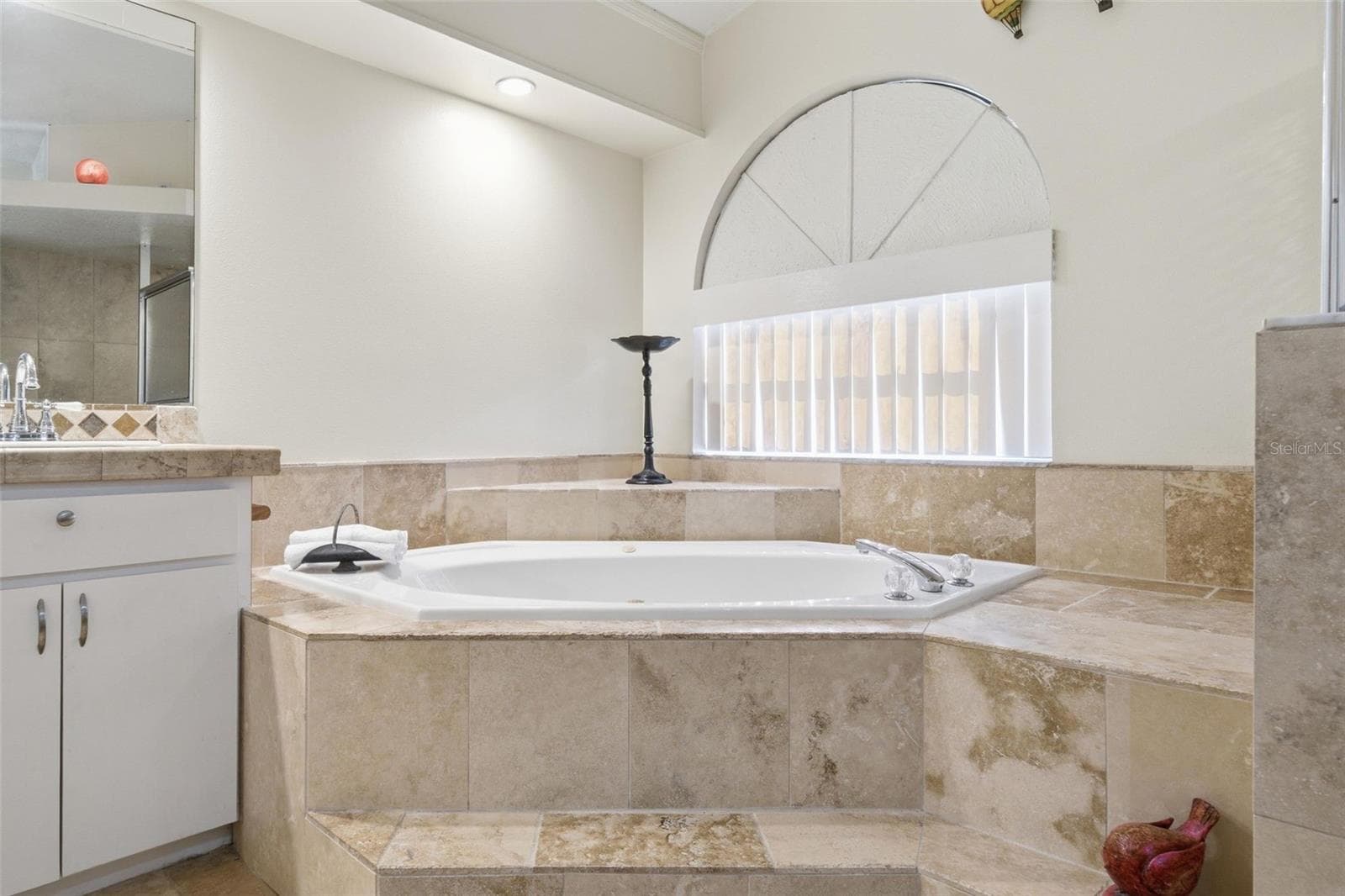 Single Family Residence at 3355 W BIRDS NEST DR, BEVERLY HILLS, photo 22 of 61