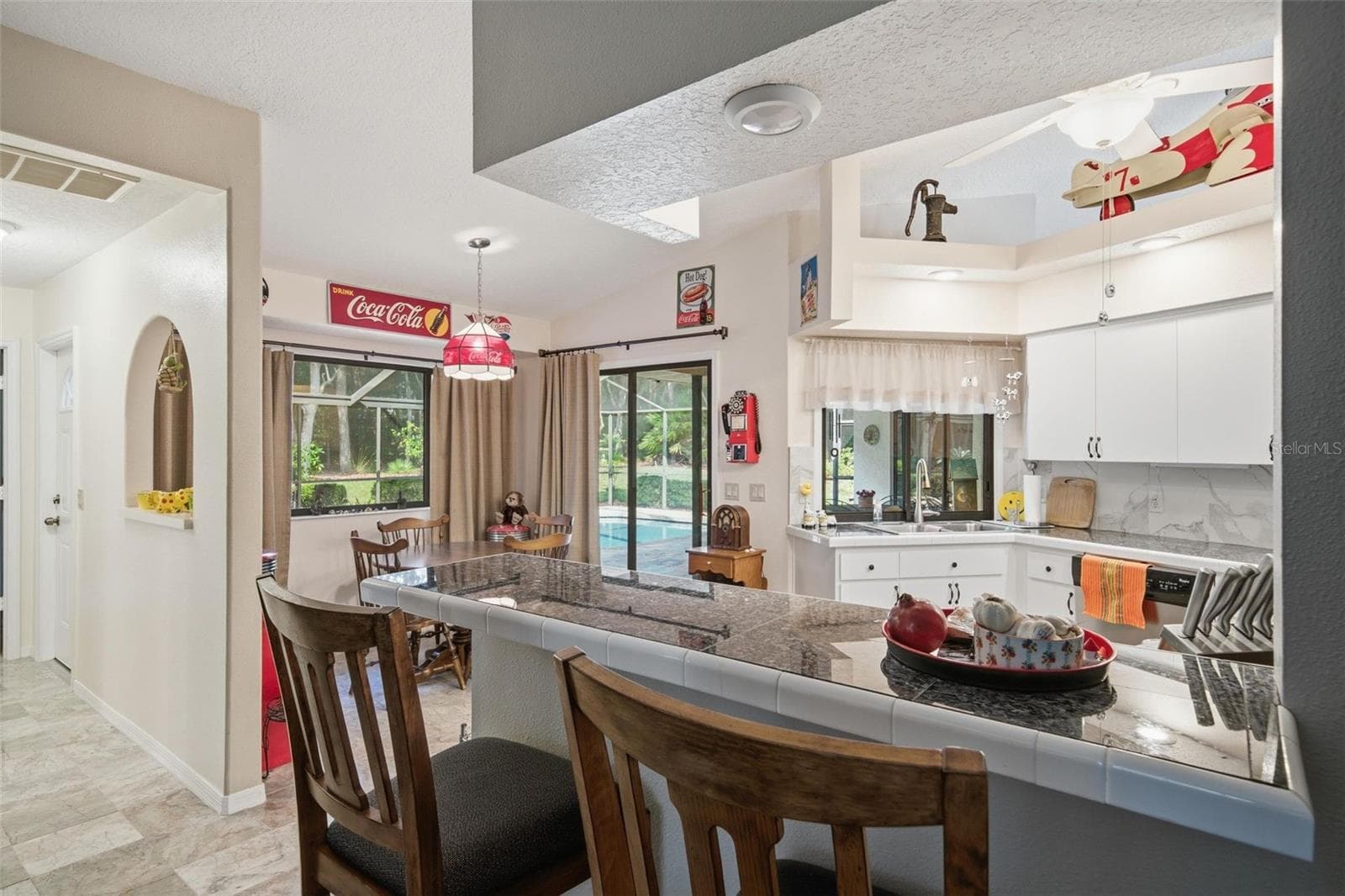 Single Family Residence at 3355 W BIRDS NEST DR, BEVERLY HILLS, photo 36 of 61