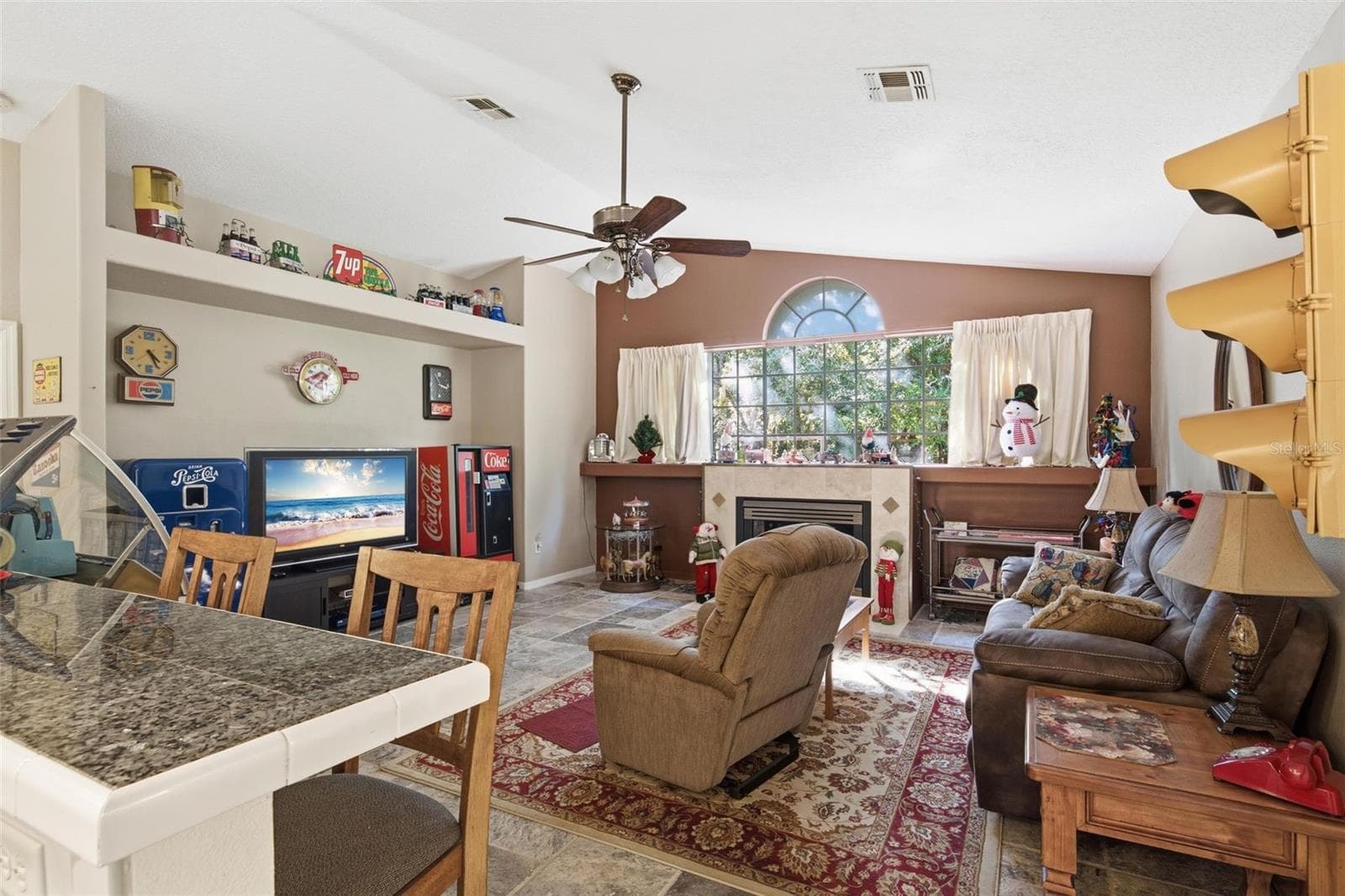Single Family Residence at 3355 W BIRDS NEST DR, BEVERLY HILLS, photo 38 of 61