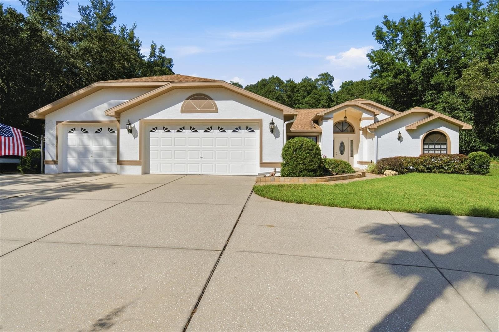 Single Family Residence at 3355 W BIRDS NEST DR, BEVERLY HILLS, photo 52 of 61