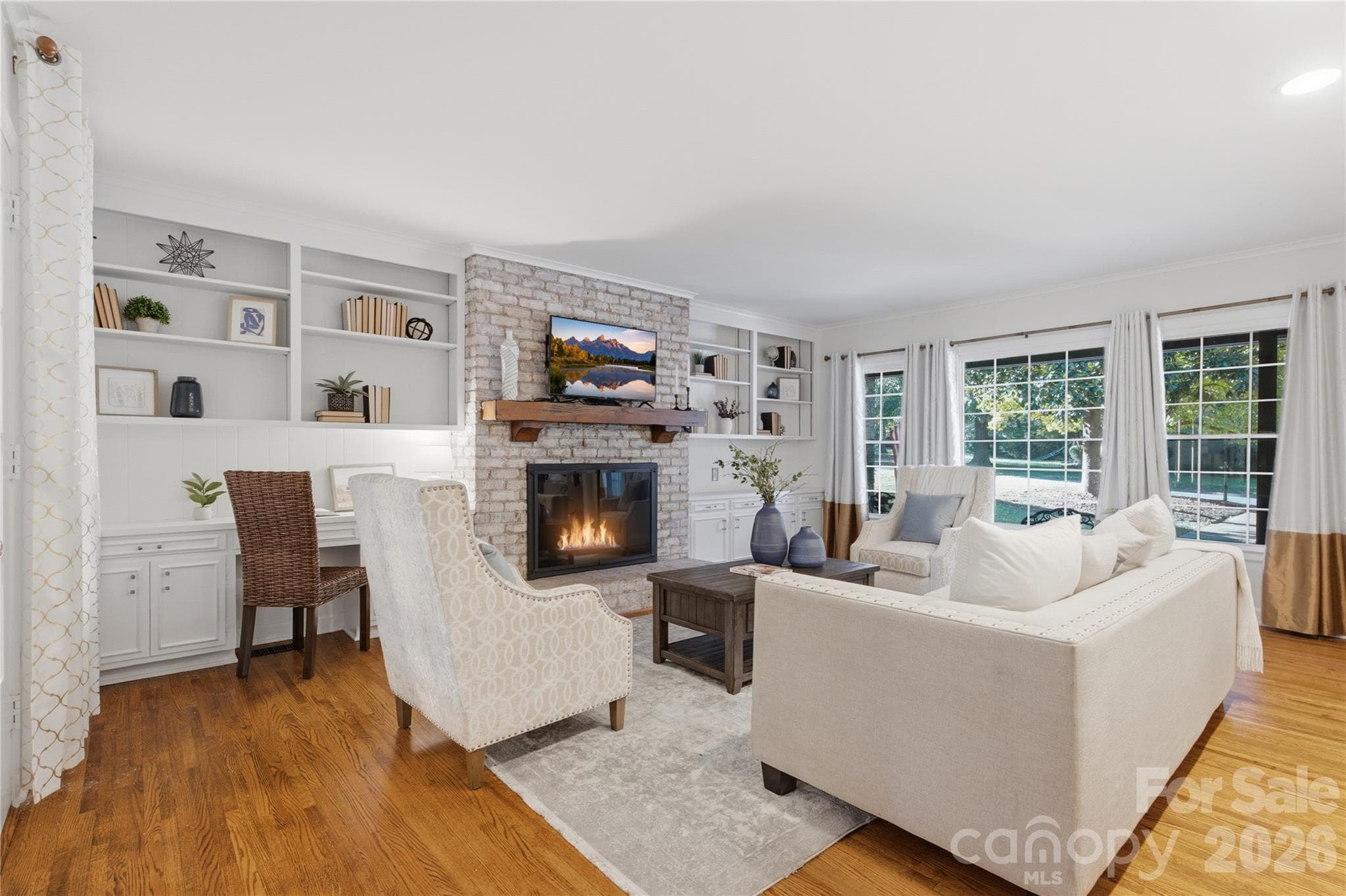 Single Family Residence at 1200 Charter Place, Charlotte, photo 12 of 48